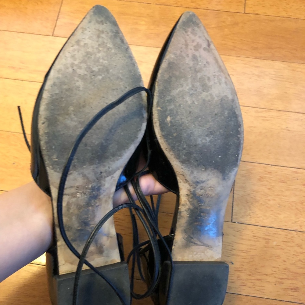 Stuart Weitzman black Gilligan sandals size 7 - Picture 2 of 4